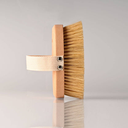 Grooming Brush No. 01