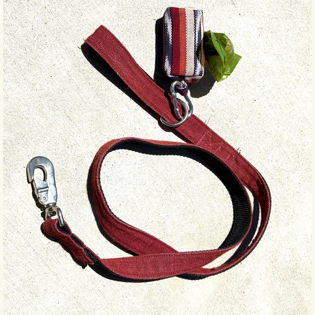 Esperanza – Dog Poop Bag Holder, Clip-On & Handwoven