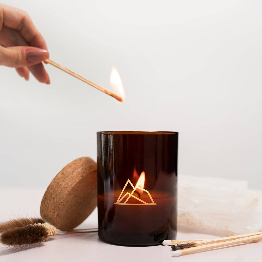 WINTER CLOVE 8oz Glass Jar Candle